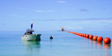 Atterrage du câble sous-marin international à Nouville