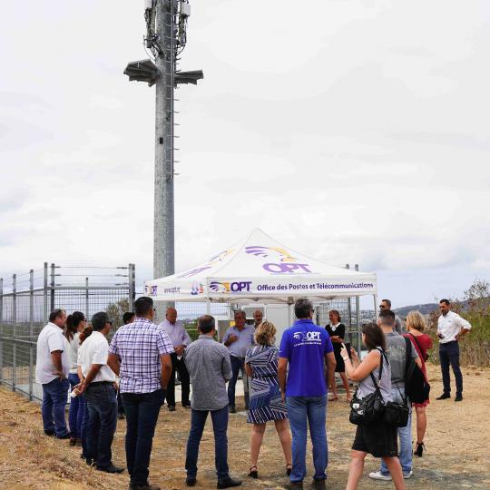 Inauguration de l'antenne mobile 4G+ de Koutio-Dumbéa en présence du PDG d'Ericsson France
