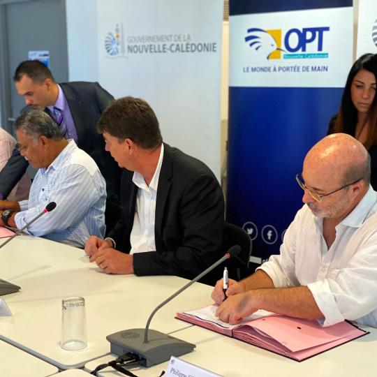 Signature avenant partenariat OPT-NC et SPT-WF